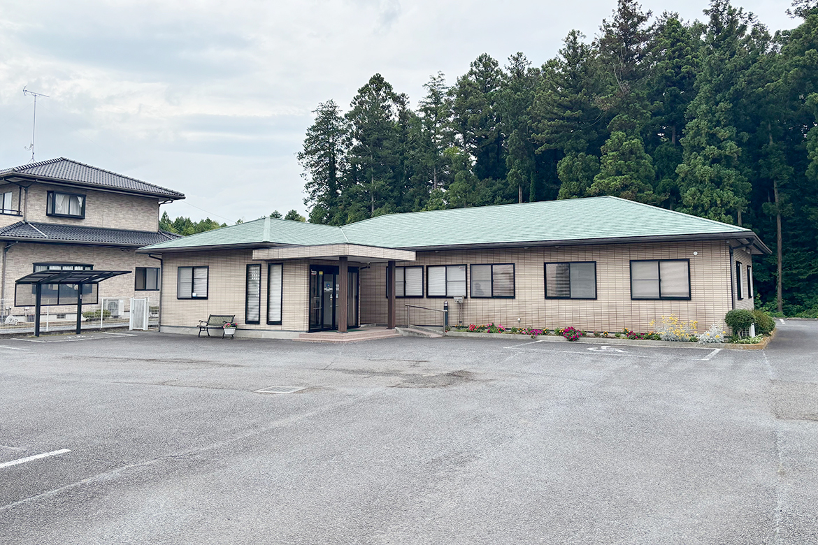 本多内科・循環器科医院　駐車場